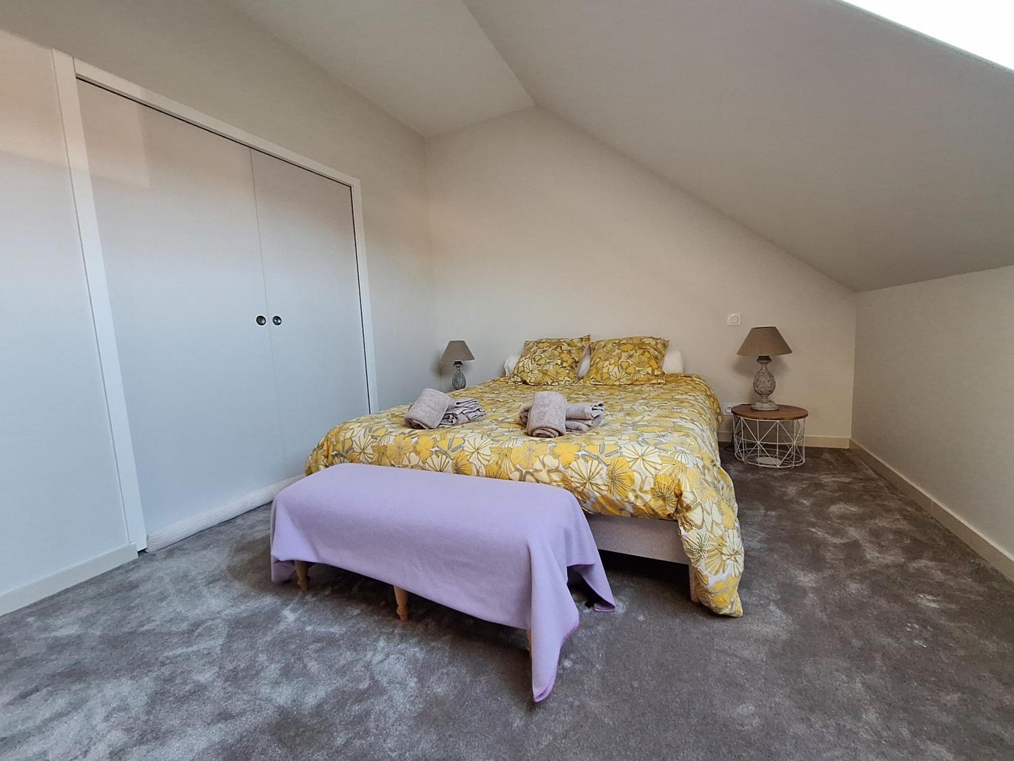 La Chambre Mademoiselle Causeuse Malville 外观 照片